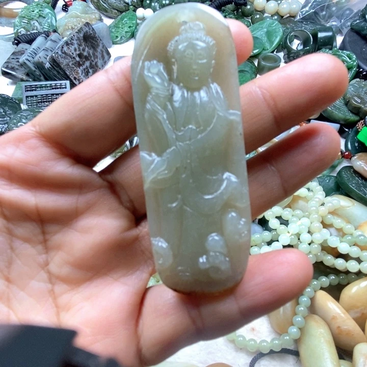 颈饰未镶嵌和田玉