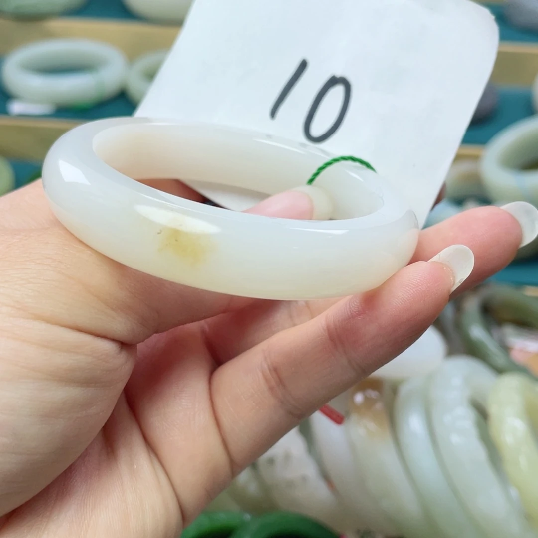 未镶嵌手镯和田玉圈口53