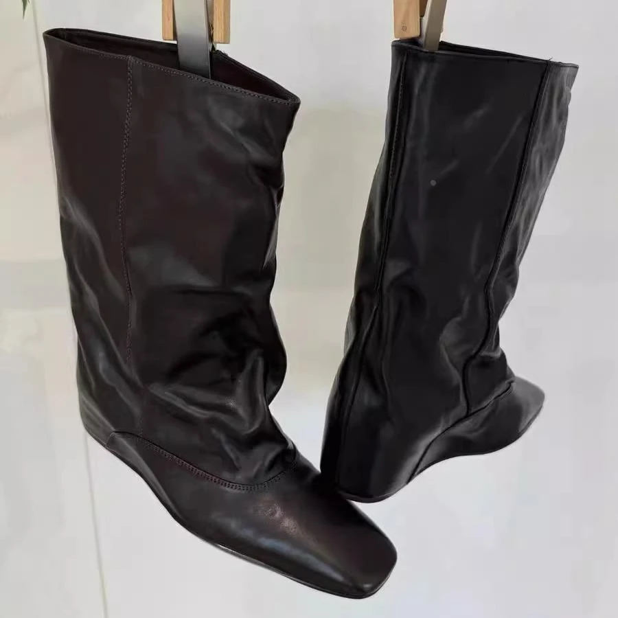 【维米克设计师版】明星同款ins版~秋冬新款内增高方头宽松套筒中