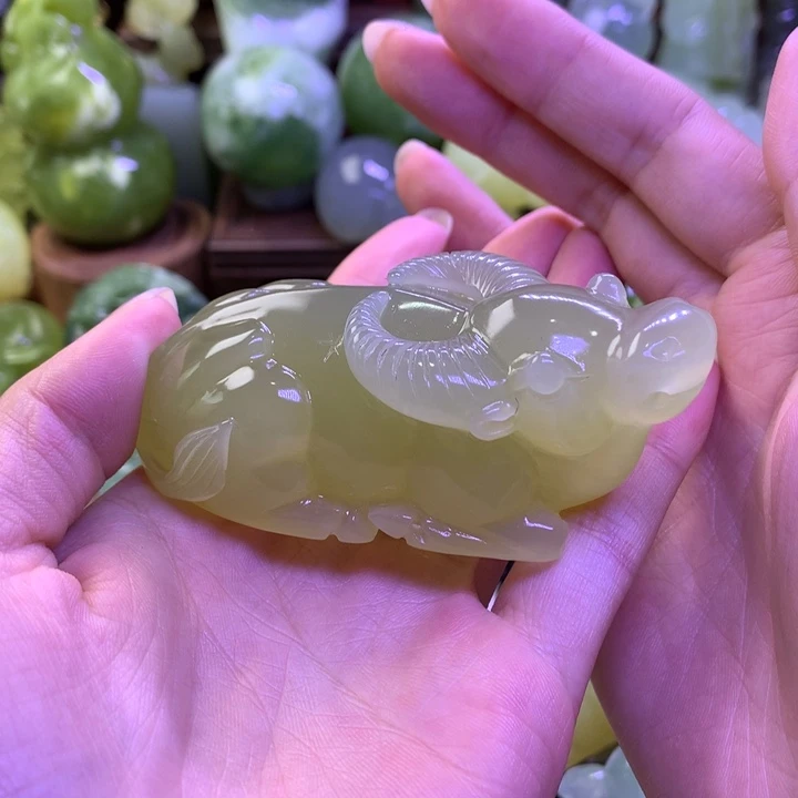 岫玉未镶嵌手把件