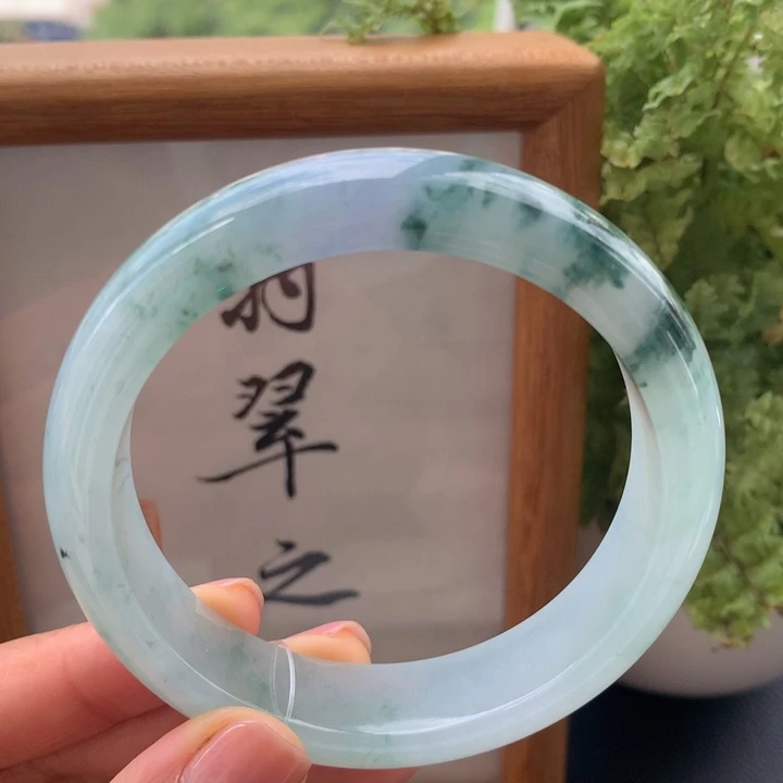 翡翠手镯未镶嵌翡翠手镯58