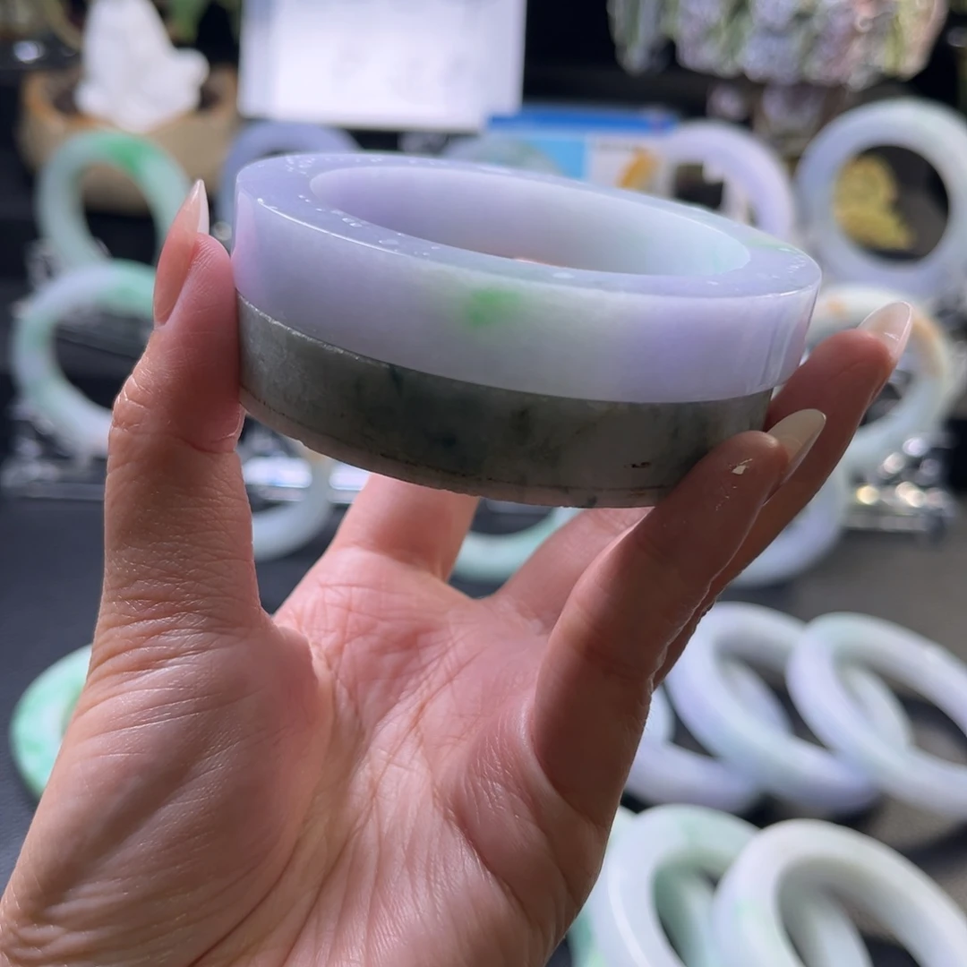 定制翡翠圈口未镶嵌