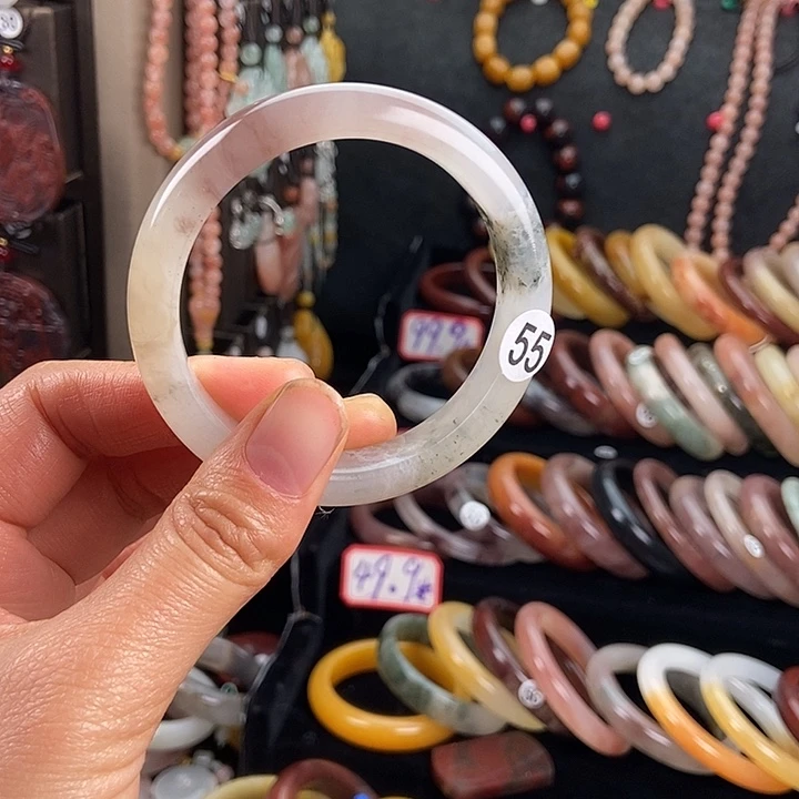 石英质玉未镶嵌手镯