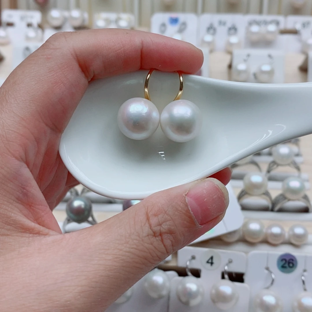银S925镶嵌淡水珍珠耳饰