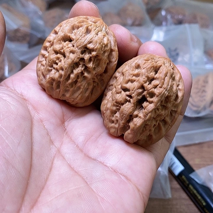 文玩核桃吊坠37尺，有修将军榜