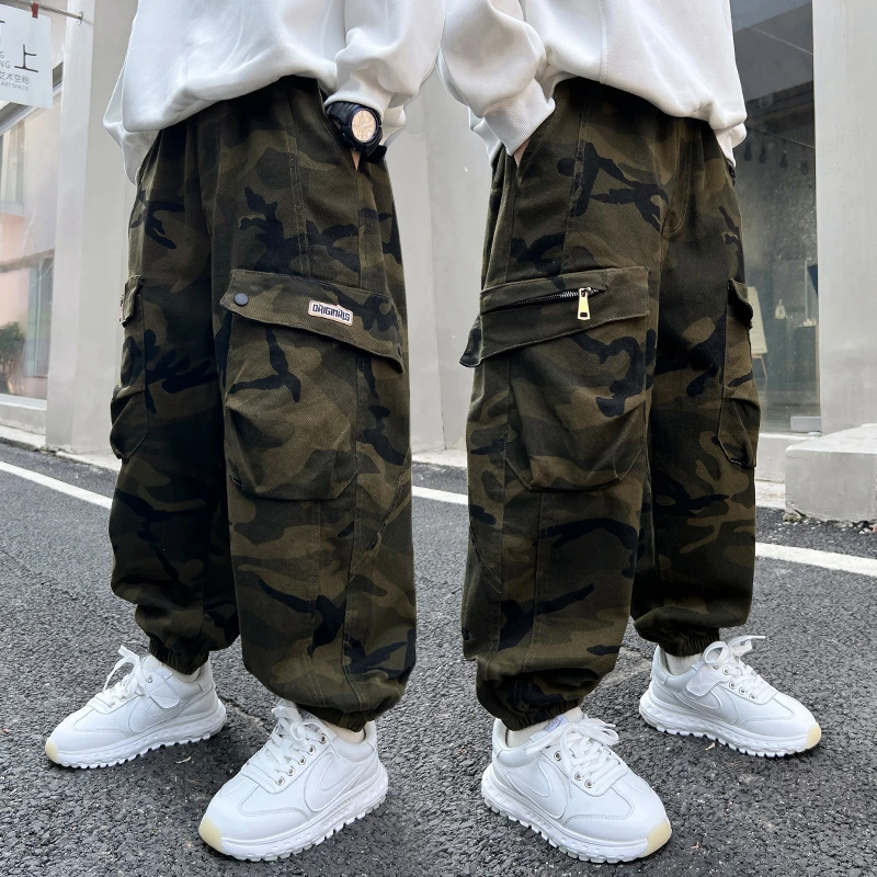 男童裤子百搭春季新款中大童休闲迷彩长裤男孩工装裤宽松潮酷薄款