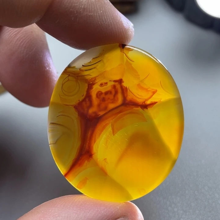 玛瑙/玉髓颈饰未镶嵌石***缘