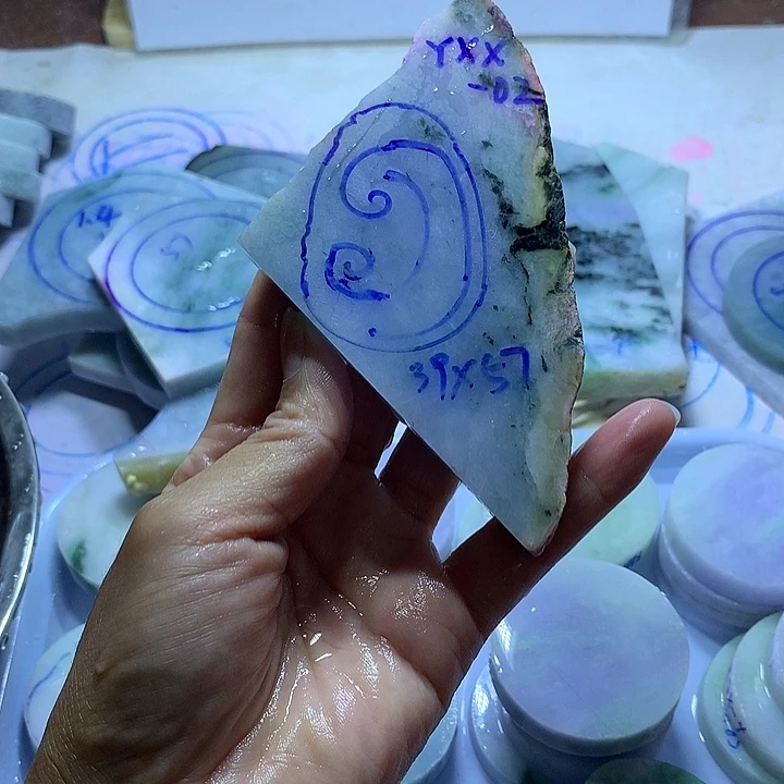 定制翡翠未镶嵌翡翠明珠