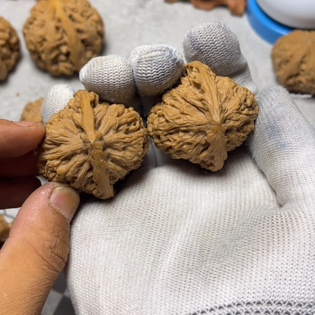 渝***淮文玩核桃吊坠核桃