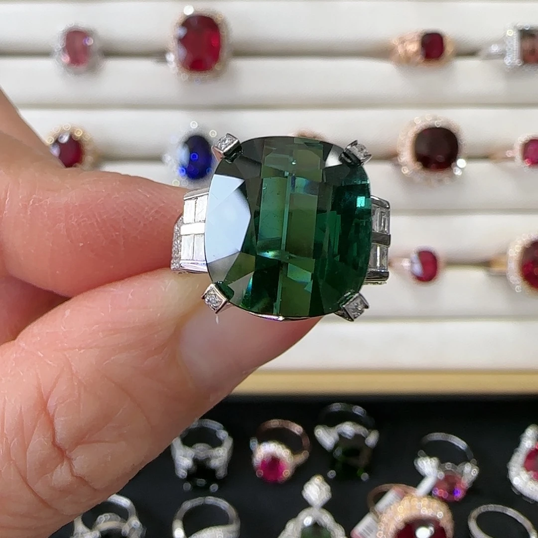 碧玺戒指18K金镶嵌12.75ct