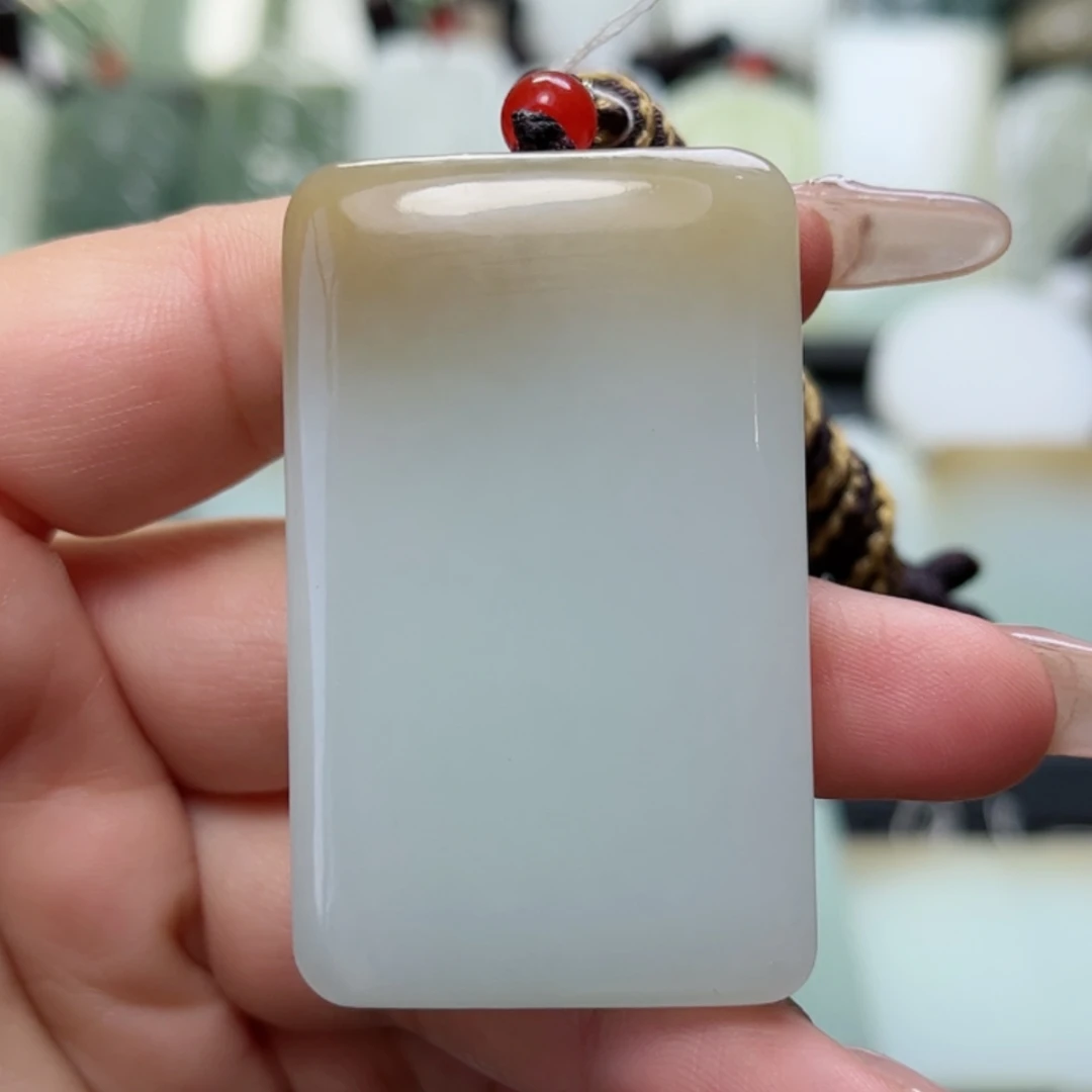 【闪购商品】颈饰未镶嵌和田玉