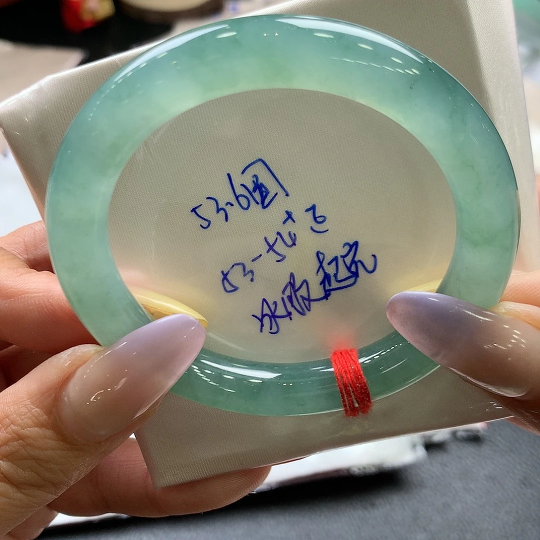 翡翠未镶嵌手镯53.6圆