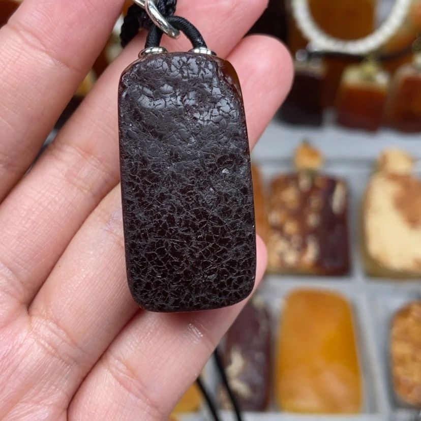 【闪购商品】未镶嵌颈饰琥珀