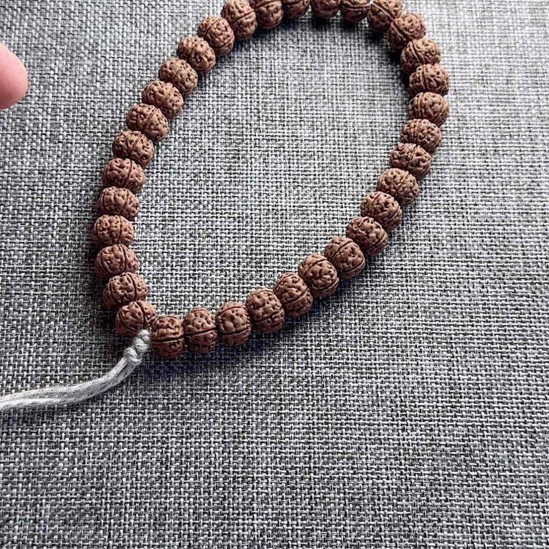 金刚菩提吊坠云**产老树王