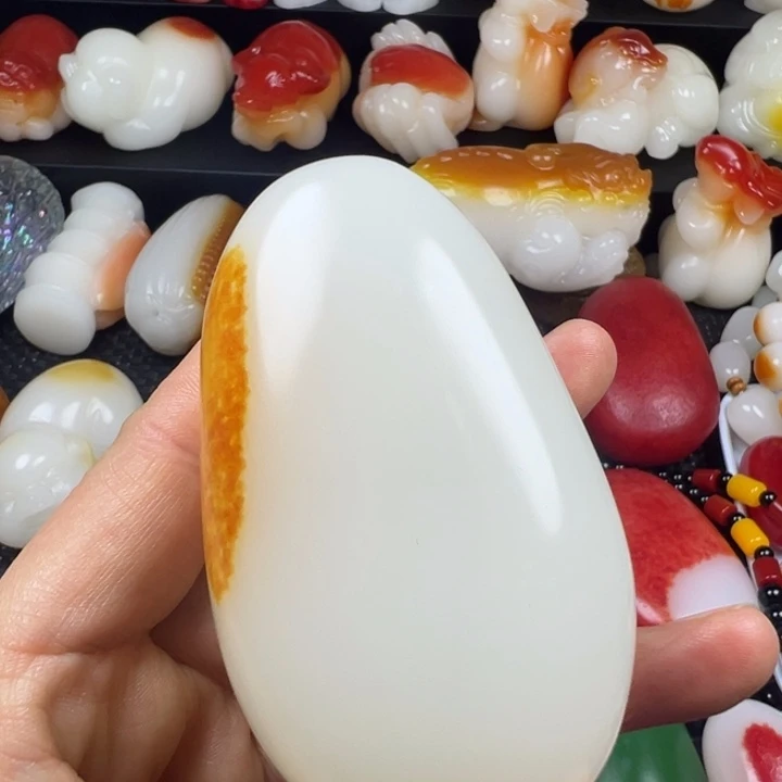 新疆戈壁五彩石金丝