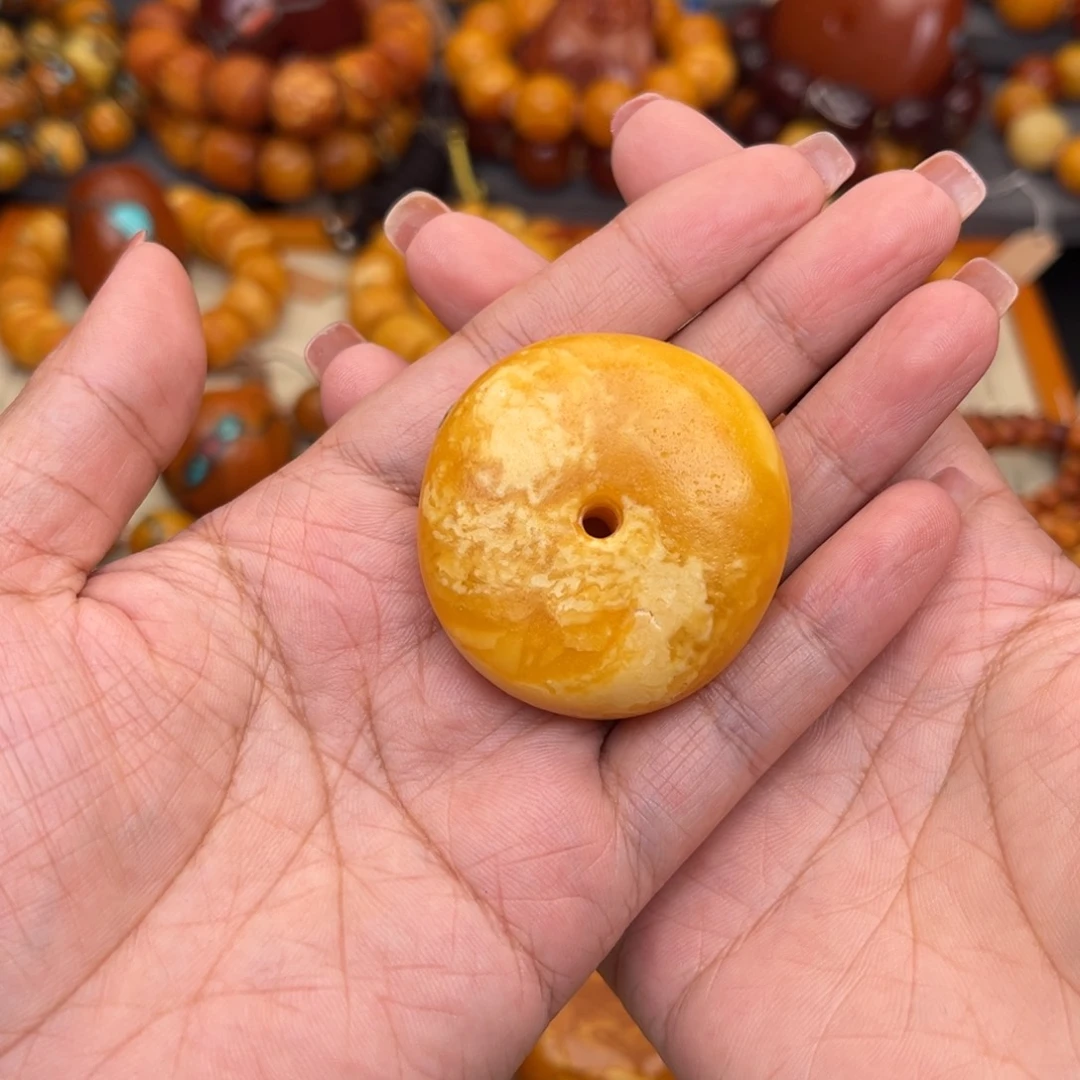 琥珀未镶嵌珠宝奇石蜜蜡W