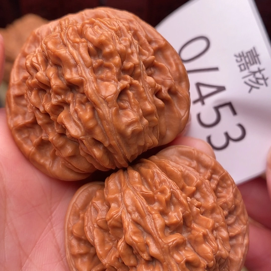 文玩核桃把件45.8汉高楼