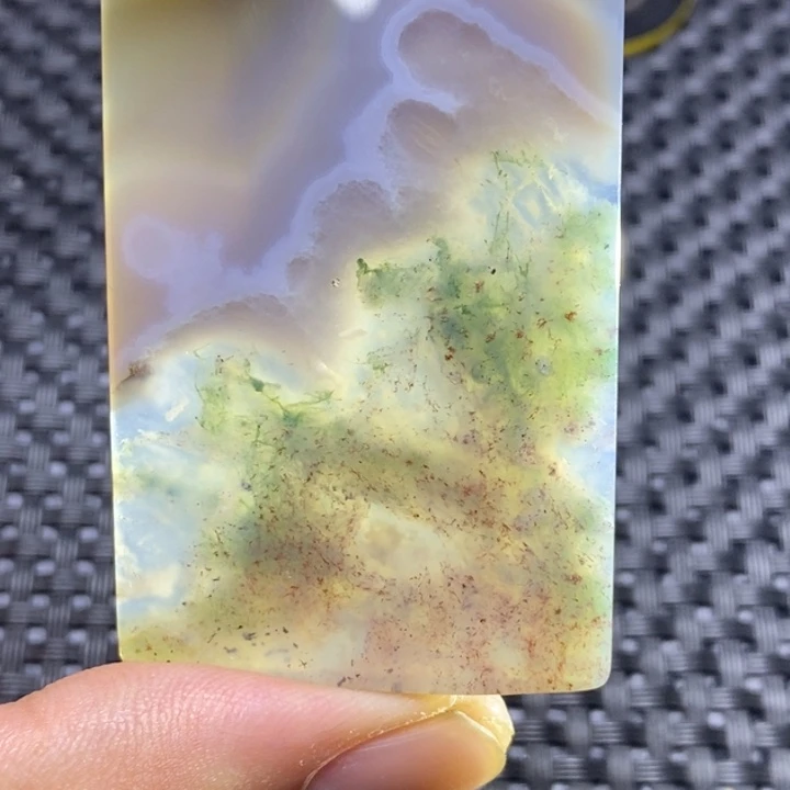 卷***哥玛瑙/玉髓未镶嵌玛瑙