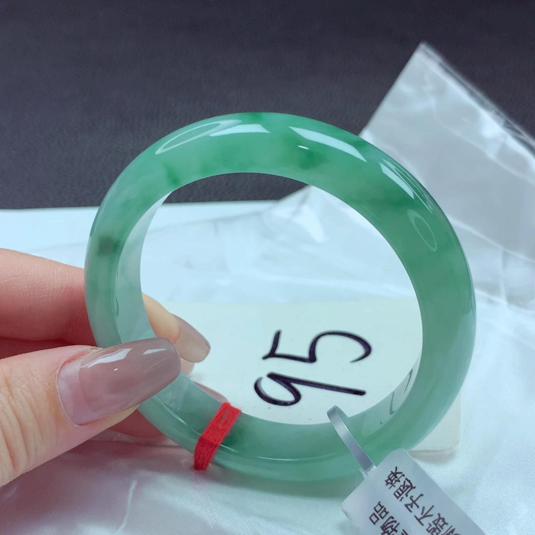 翡翠手镯未镶嵌手镯55