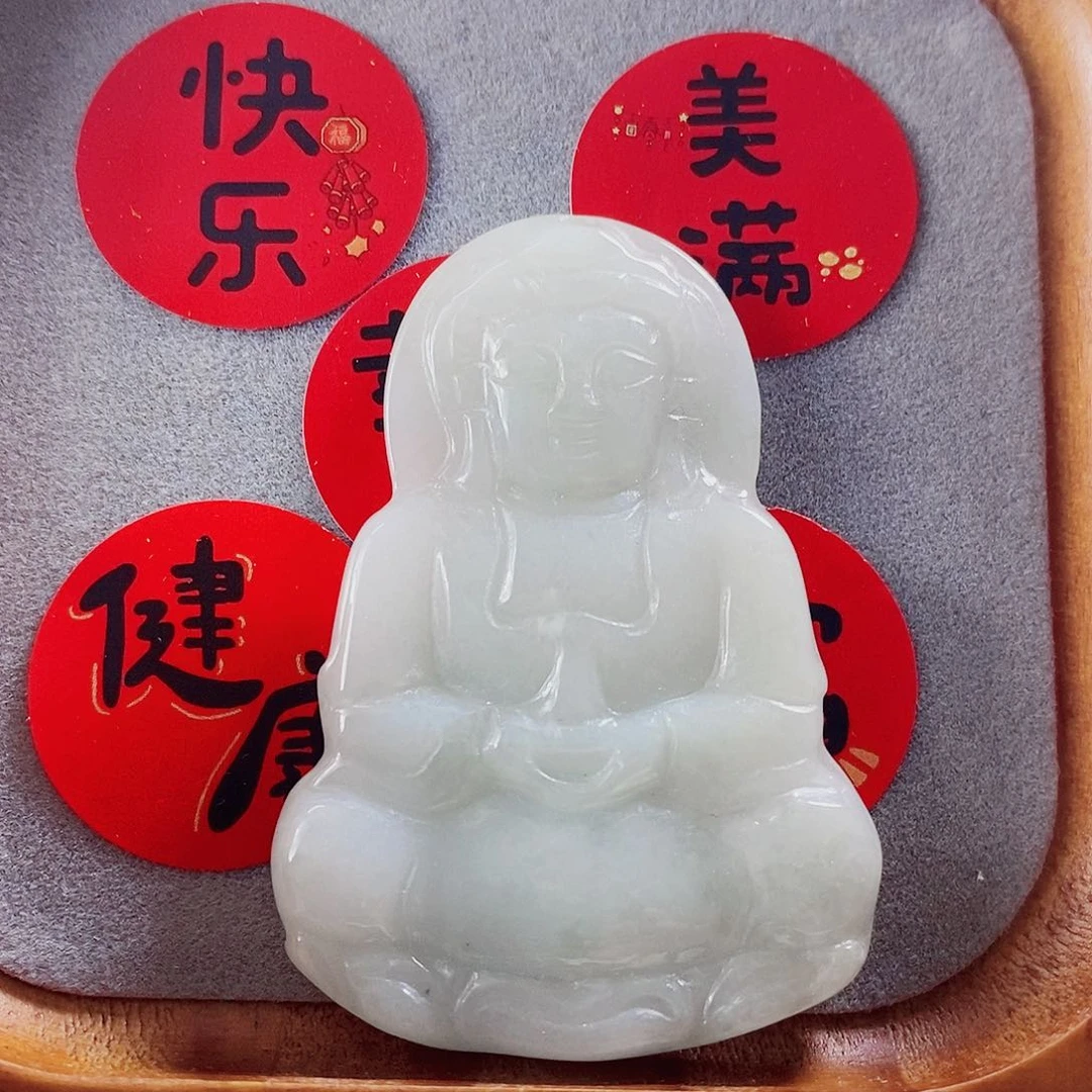 颈饰未镶嵌翡翠配绳