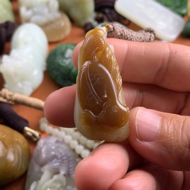 未镶嵌和田玉挂件