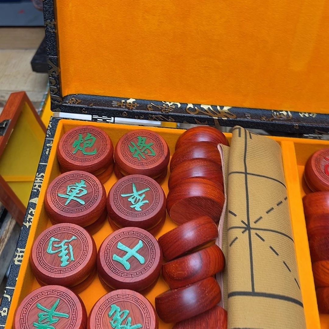 大叶紫檀（黑酸枝木类）