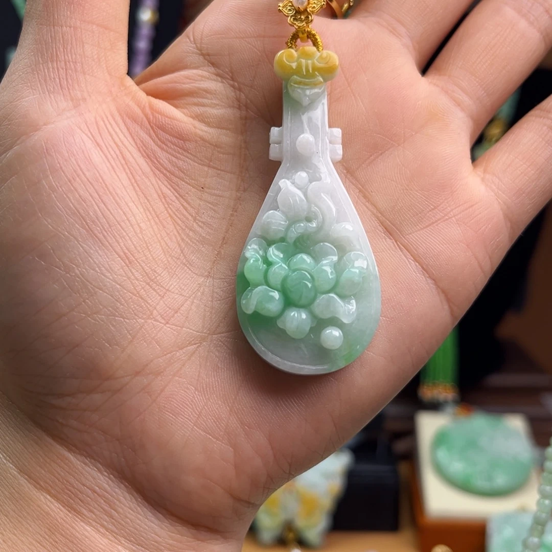 翡翠未镶嵌颈饰天然翡翠