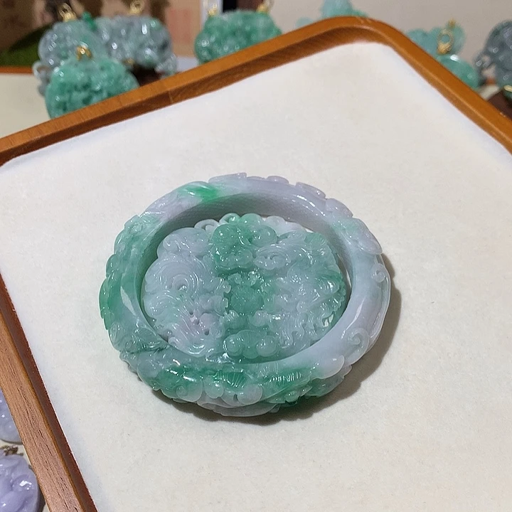 未镶嵌手镯翡翠翡翠套镯