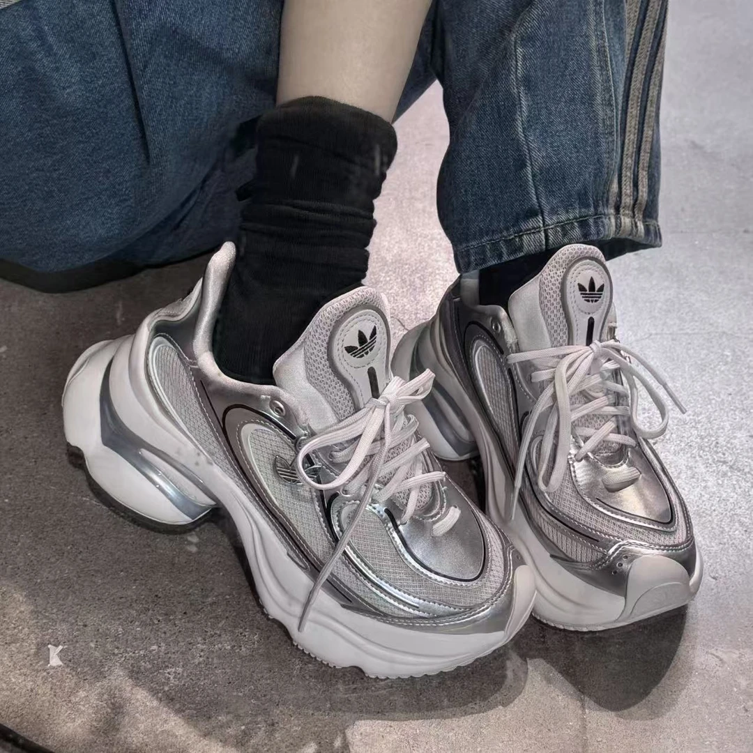 adidas三叶草OZVENUZ经典运动增高透气鞋 KI0557 H
