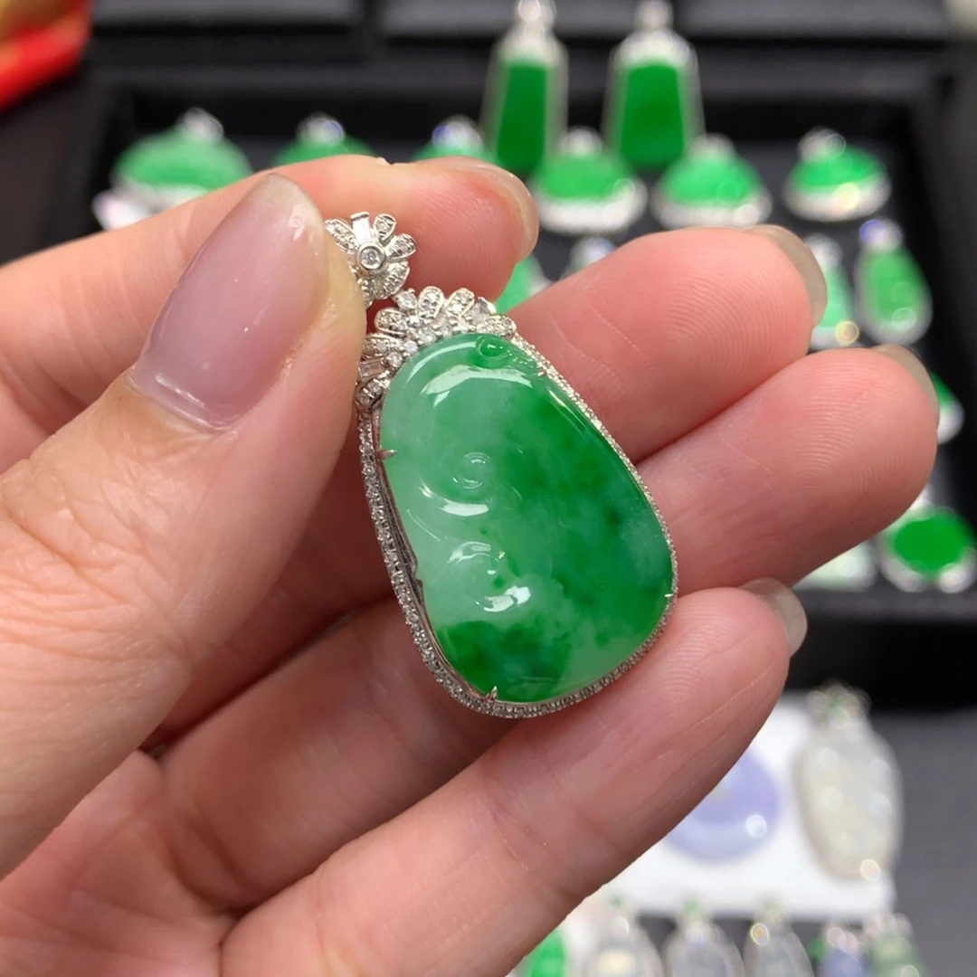 翡翠18K金镶嵌吊坠(不含链)