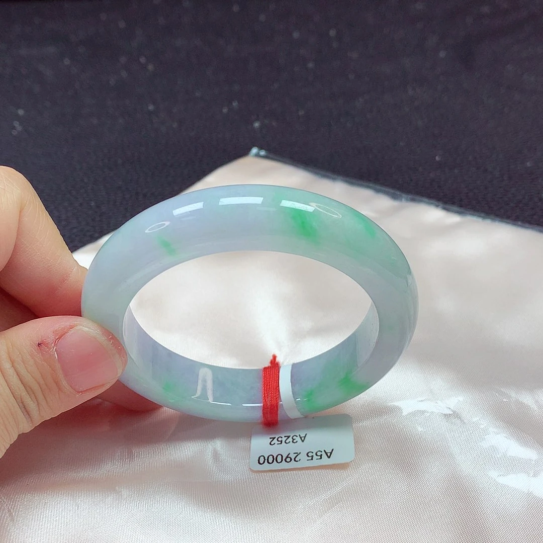 翡翠手镯未镶嵌手镯55