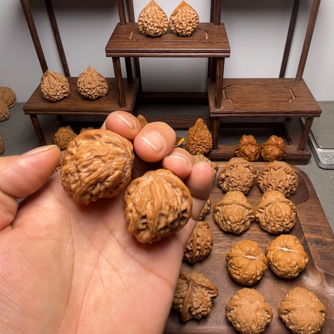 一***羊文玩核桃吊坠磨盘