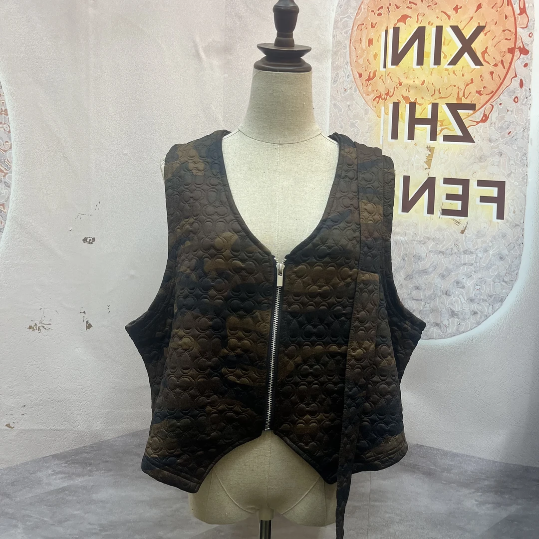 7079新之峰冬季新款上新舒适气质百搭潮流马甲时尚外套棉服上衣