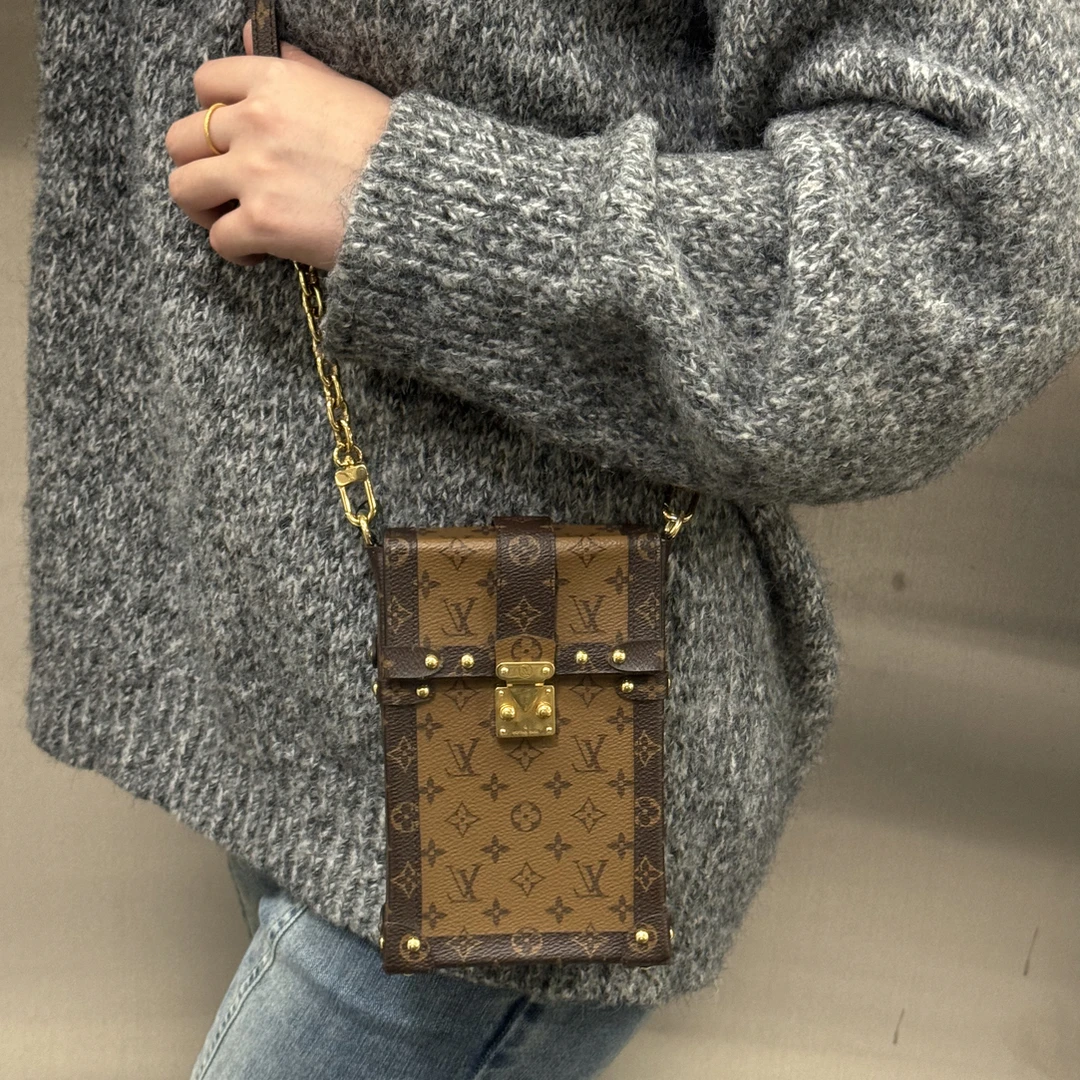 99新 LouisVuitton/路易威登  天天手机包拼色斜挎包