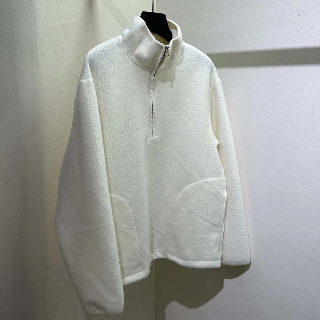 泡菜立领牛奶白绒感卫衣（No退换）