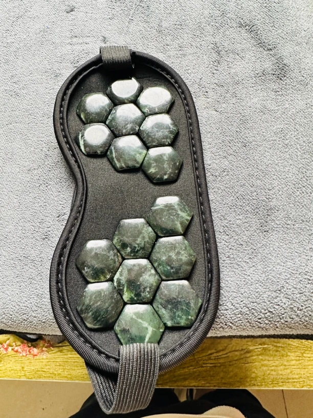 西藏藏玉药王石眼罩