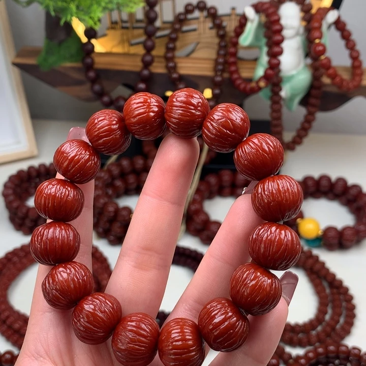 猴头核桃吊坠土豪