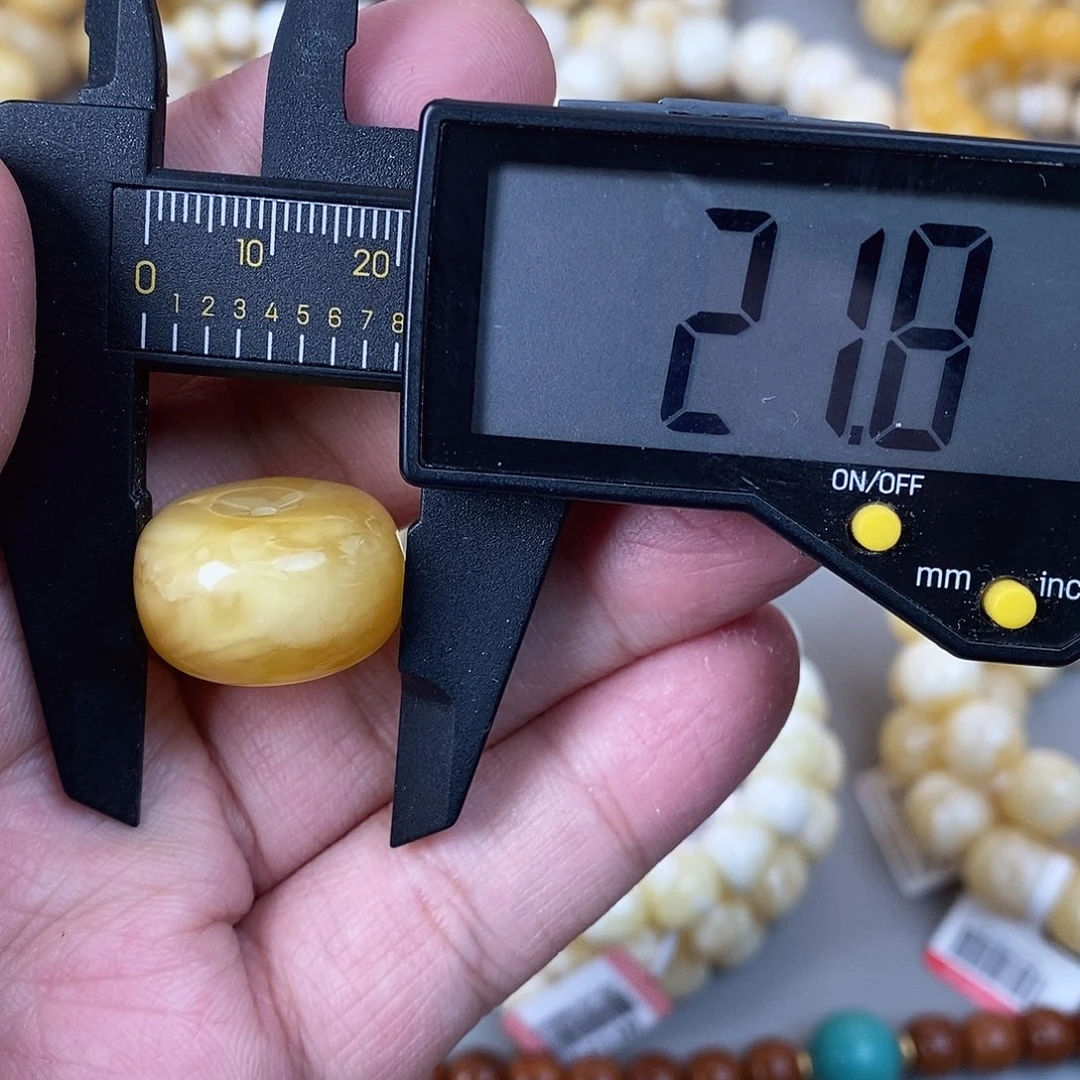 蜜蜡未镶嵌珠宝奇石4.5g