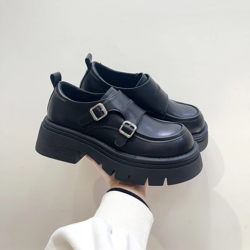 2025春季新款复古皮带扣魔术贴黑色粗跟厚底乐福鞋英伦风小皮鞋女