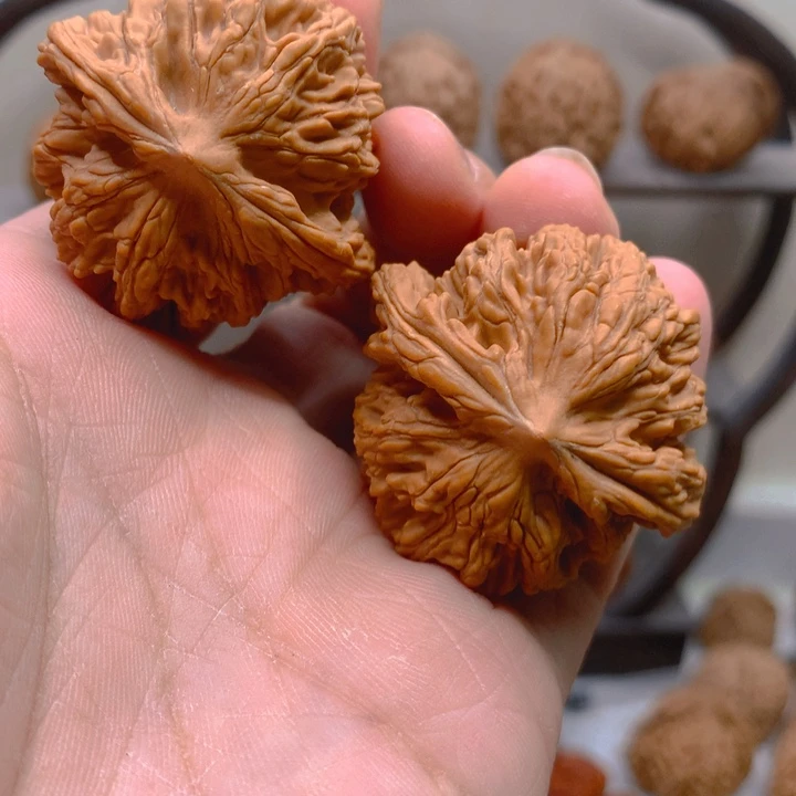 冰***k吊坠文玩核桃麦虎毕业对