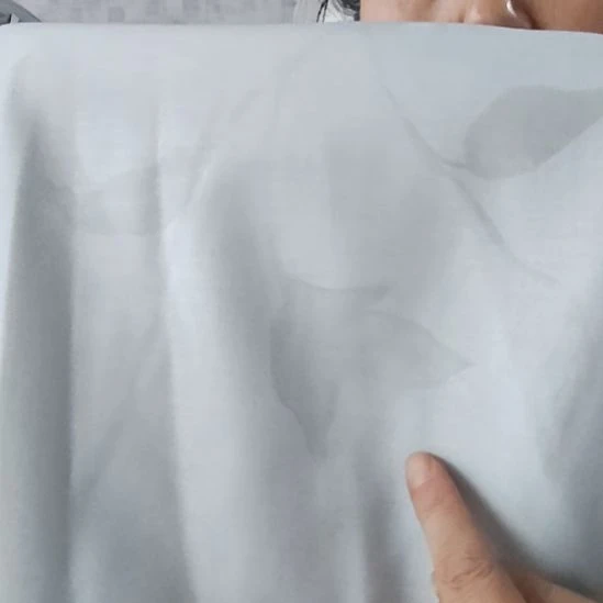 棉花高端布的尺寸4.5m，中间有一道。