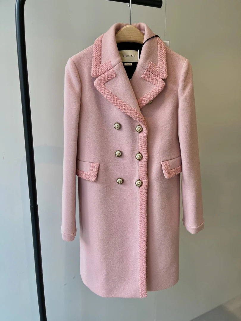 99新 GUCCI/古驰 小香风奢潮/粉色珍珠扣正肩大衣外套/38女装时尚