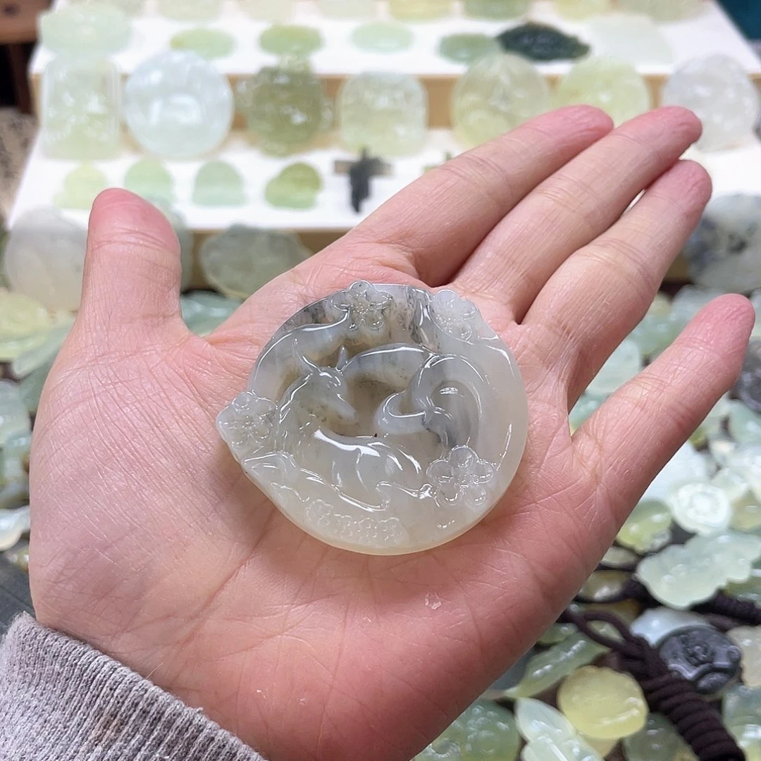 蛇纹石玉吊坠(不含链)未镶嵌予*