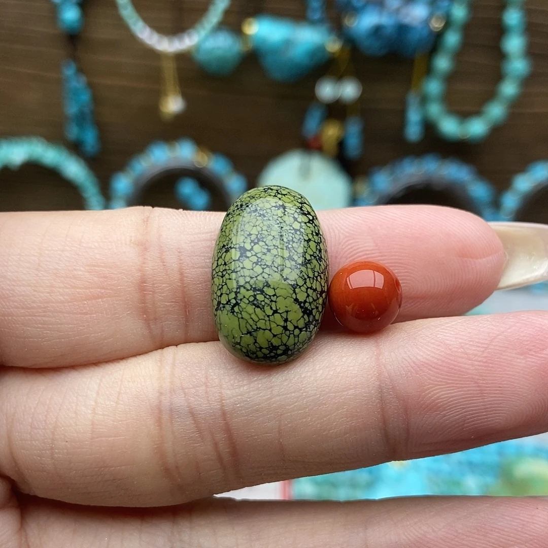 道***明南红玛瑙未镶嵌蛋面