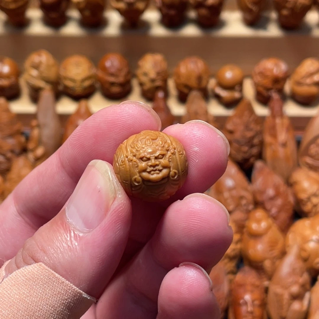 橄榄核手串/手链黄财神