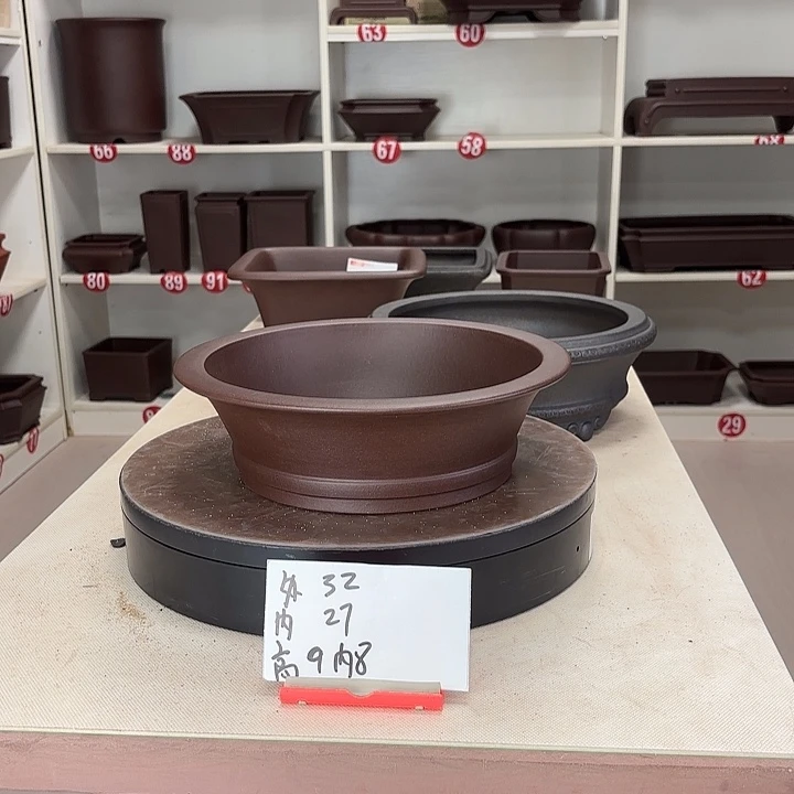 紫砂花盆下带小圆