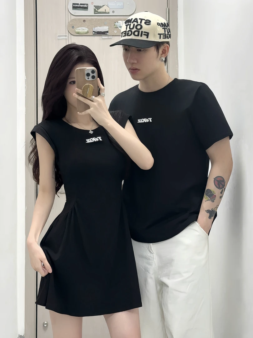 情侣装夏季小众设计感辣妹修身收腰显瘦女连衣裙男短袖一裙一衣