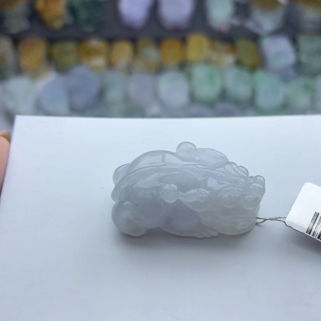 翡翠颈饰未镶嵌貔貅