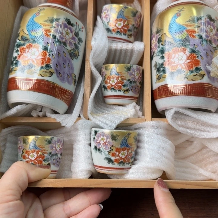 一个陶瓷物件哈哈哈哈哈