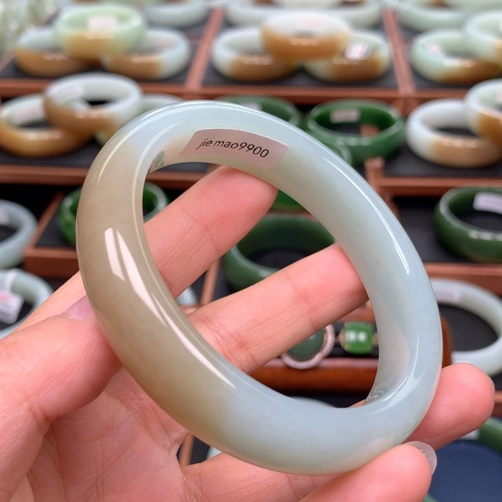 和田玉（糖玉）手镯未镶嵌61